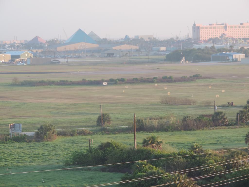Luxury Oceanfront Condo In Ocean Grove Galveston Esterno foto